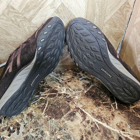 Skechers women's Relaxed fit plus memory foam slip-on shoes size 8.5.   260 - Picture 11 of 11